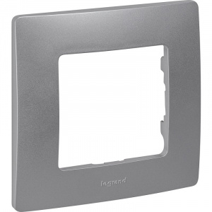 ETIKA ����� 1 ���� �������� LEGRAND (672551)